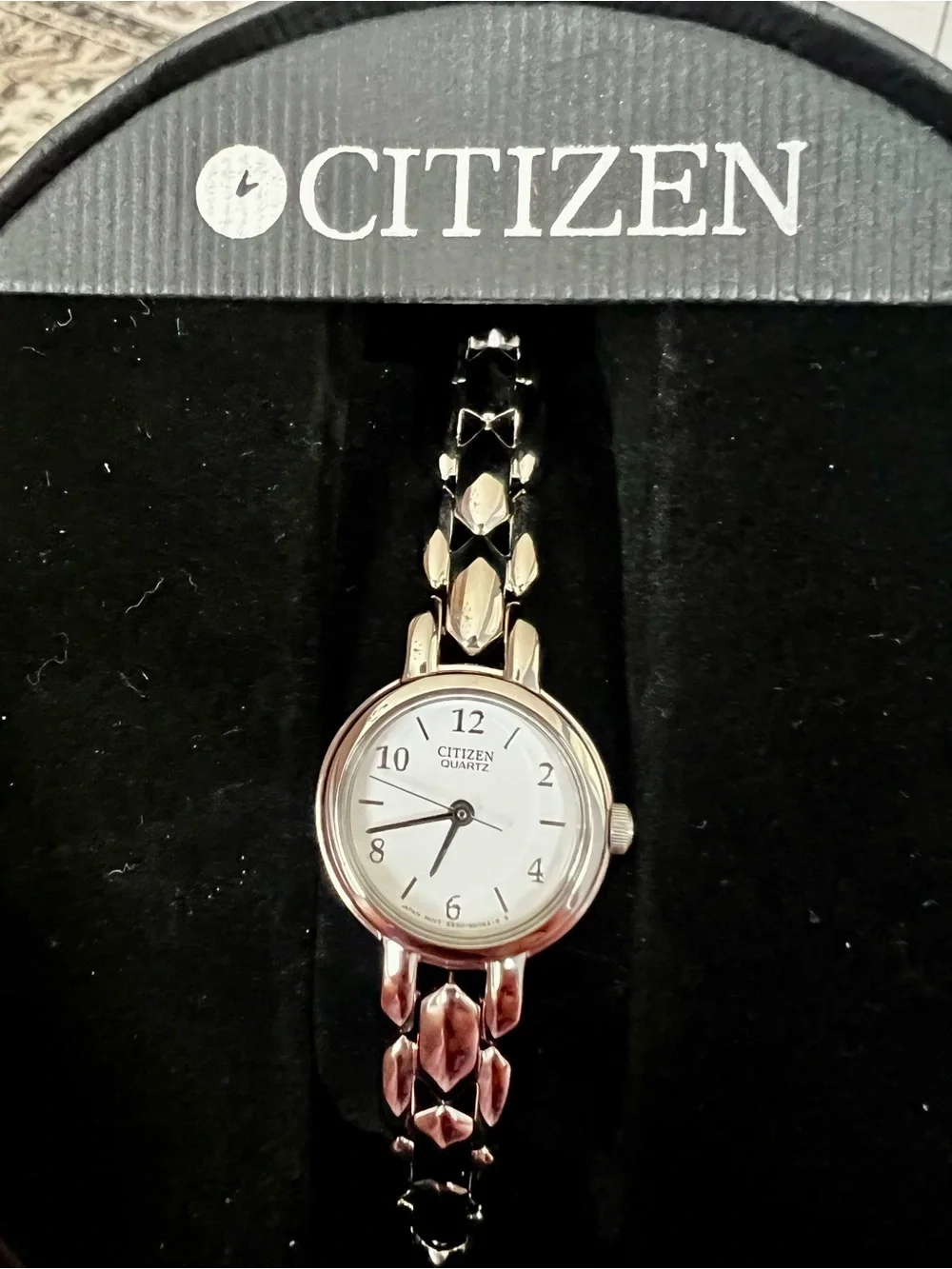 Citizen Silver Watch 5930-S004324 with White Dial is NIB